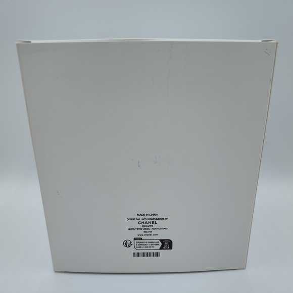 CHANEL Beauté Blue Tweed Vanity Cosmetic Train Case Zippered Beauty Organizer - Picture 13 of 13